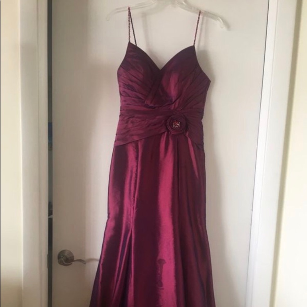 Evening Bridesmaids mermaid dress, Size 4 petite - Picture 1 of 12